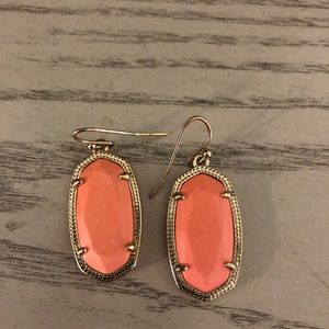 Small Kendra Scott Drop Earrings